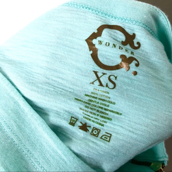 SOLD - C Wonder Colorblock Top - Picture 5 of 5